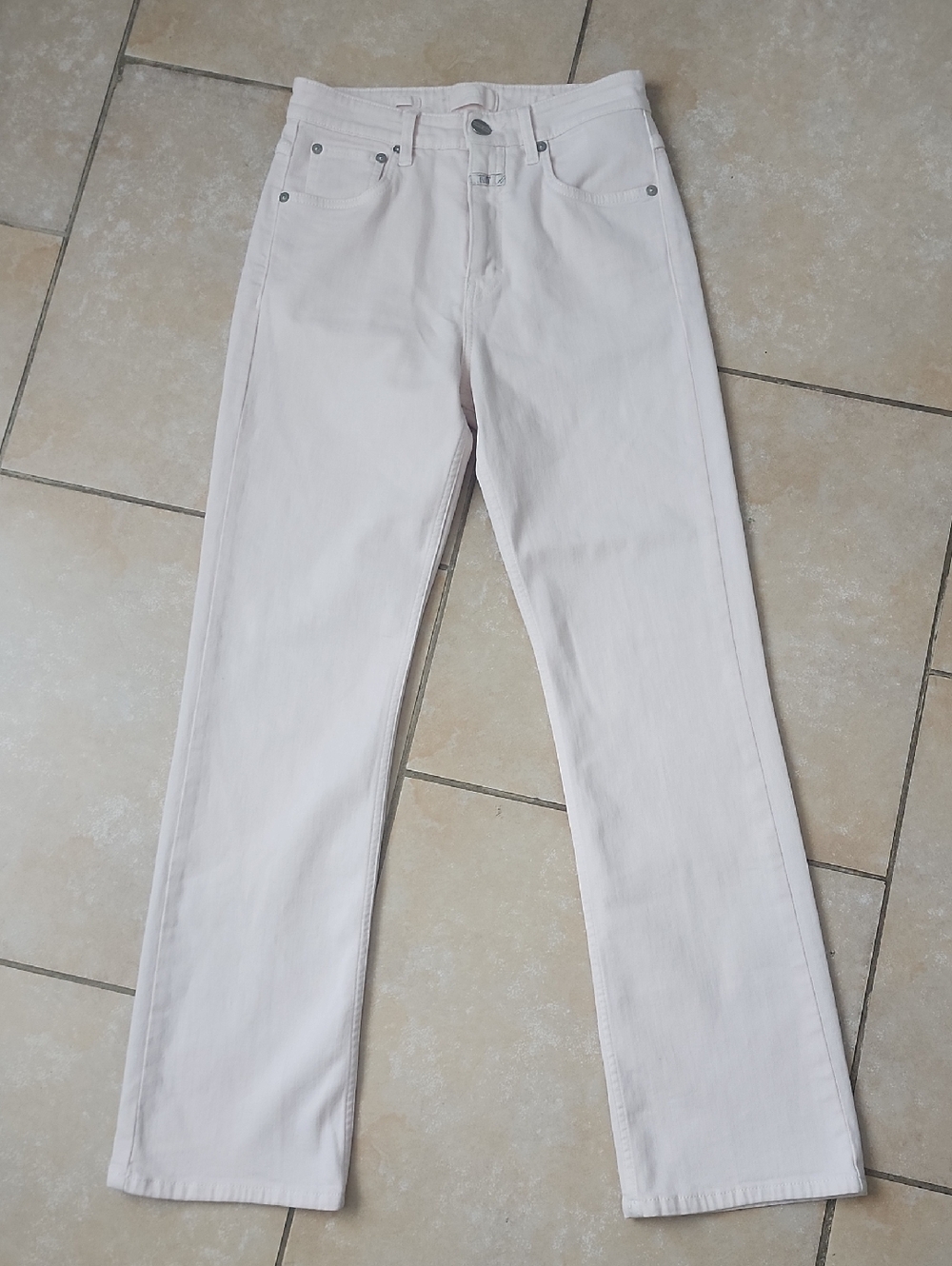 Closed Blush Pink Straight Leg Jeans Size 26 Fits Like 25